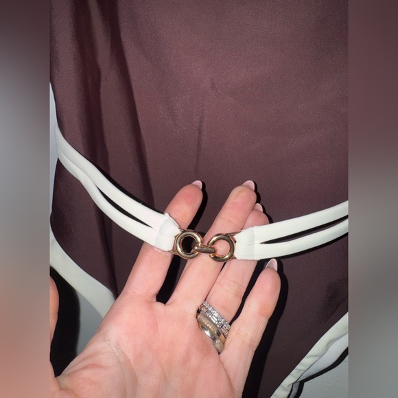 Commense Contrast Trim Metal Detail Spaghetti Strap One-Piece Swimsuit NWT - Picture 6 of 8